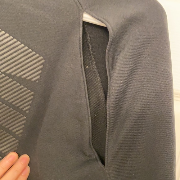 Nike Dri-Fit work-out top - Picture 6 of 9